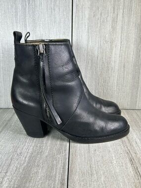 Acne Studios Pistol Black Leather Ankle Booties Block Heel Womens Size 7 EUR 37